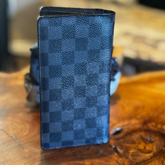 Louis Vuitton Damier Infini Porte feiulle
Brazza Long Wallet Purse/authentic - Picture 3 of 15